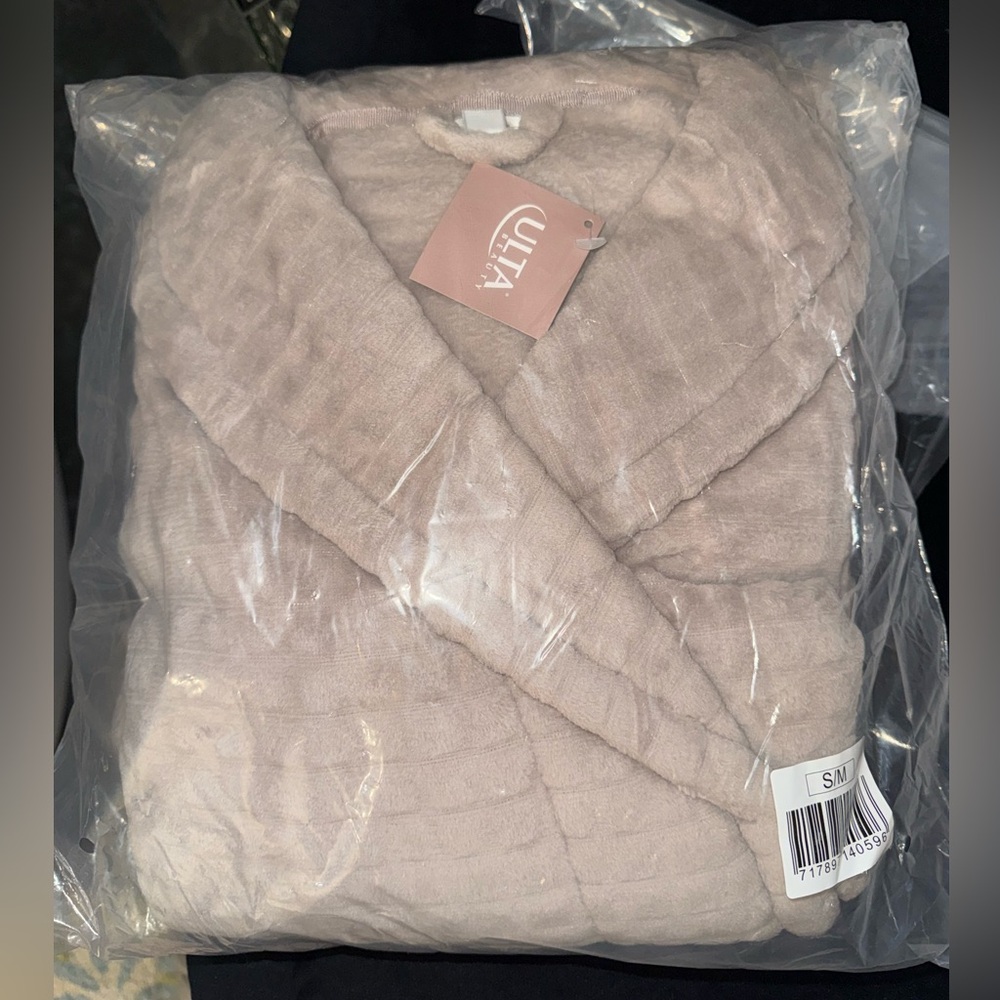 Ulta Beauty Plush beige tan Robe S/M
